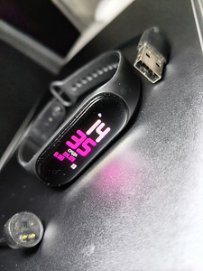 Xiaomi Mi Band 5 fitnessi käevõru (1 foto / 1)