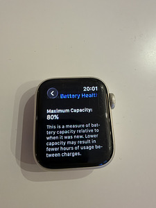 Apple Watch SE (GPS + Cellular) (2nd Generation) 40mm (8 foto / 9)