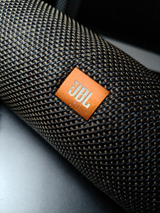 Kaasaskantav kõlar JBL Flip 3 (2 foto / 6)