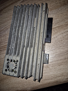 Усилитель Bang & Olufsen 8T0 035 223 T (1 фото из 2)
