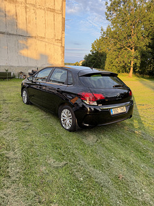 Citroen C4 2016 дизель (4 фото из 10)