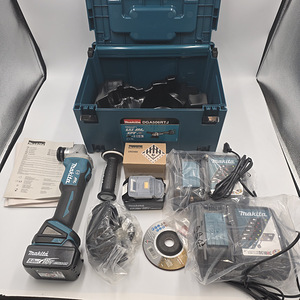 Makita DGA506RTJ 18V LXT Angle Grinder Set (2 foto / 4)