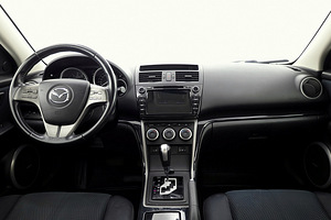 Mazda 6 Elegance ATM 2.0 108kW (5 foto / 8)