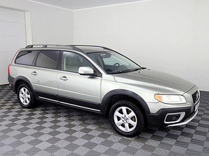 Volvo XC70 Summum ATM 2.4 D5 136kW (1 foto / 7)