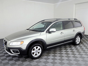 Volvo XC70 Summum ATM 2.4 D5 136kW (2 foto / 7)
