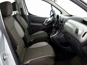 Peugeot Partner Multispace 1.6 HDi 66kW (6 фото из 7)