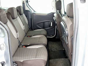 Peugeot Partner Multispace 1.6 HDi 66kW (7 фото из 7)
