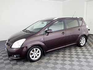 Toyota Corolla Verso Linea Sol Facelift 2.2 D-4D 100kW (2 foto / 8)