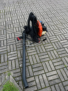 Lehepuhur Husgvarna 141B (7 foto / 7)