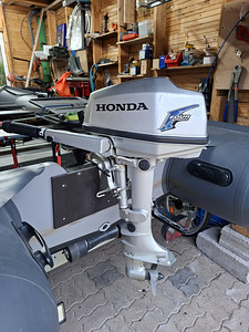 Paadimootor Honda BF5A lühike jalg (1 foto / 7)
