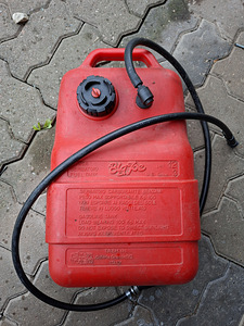 Paadimootor Honda BF5A lühike jalg (7 foto / 7)