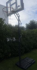 Reguleeritav korvpallilaud (2 foto / 2)