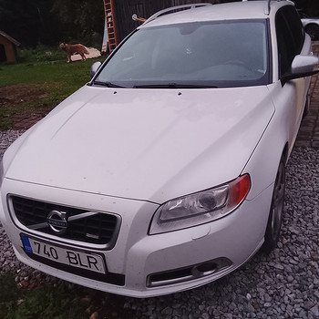 Volvo V70 2011