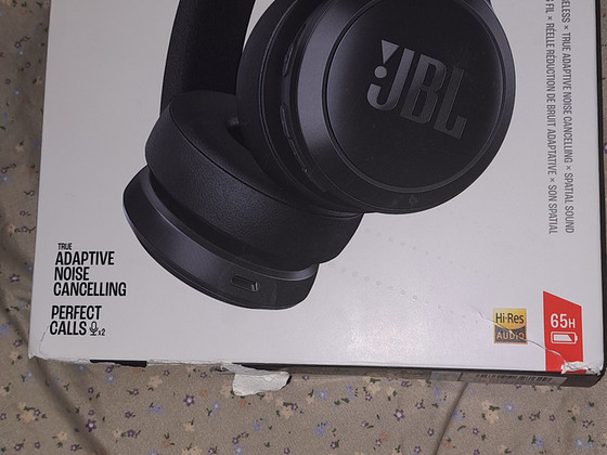 Наушники JBL live 670NC