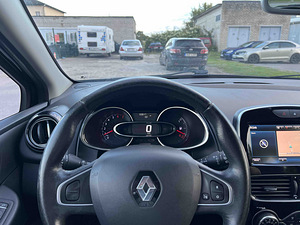 RENAULT CLIO (9 фото из 11)