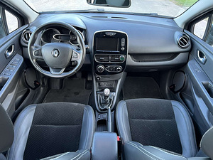RENAULT CLIO (10 фото из 11)