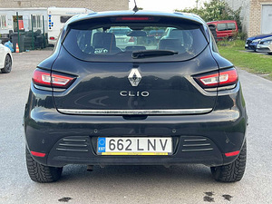 RENAULT CLIO (8 фото из 11)