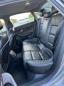 AUDI A6 (10 фото из 10)