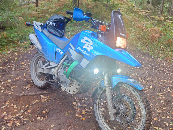 Suzuki dr800S (a2)