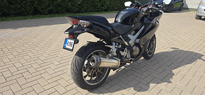 2016 Honda VFR 800F V4 78 кВт спорт-турер (3 фото из 6)