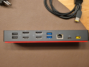 Lenovo ThinkPad USB-C док-станция / док + зарядное устройство Lenovo 135W (3 фото из 8)