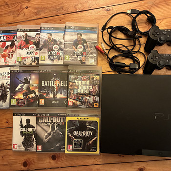 Ps3 konsool + 11 mängu