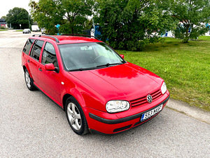 Volkswagen Golf (3 фото из 15)