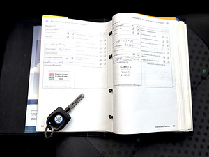 Volkswagen Polo (15 фото из 15)