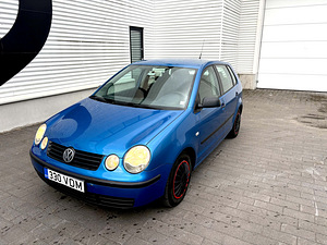 Volkswagen Polo (3 фото из 15)