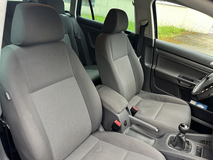 Продаю Golf 5 1.9tdi 2008год (14 фото из 14)