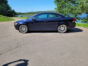 Volvo C70 2.4 D5 132 кВт (2 фото из 7)