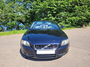 Volvo C70 2.4 D5 132 кВт (4 фото из 7)