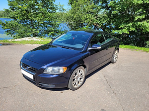 Volvo C70 2.4 D5 132 кВт (6 фото из 7)