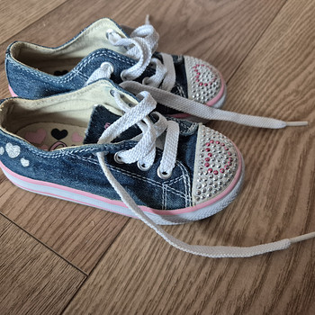 Sketchers tennised, jalanõud, tossud, botased s 22.5.