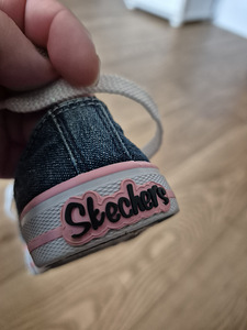Sketchers tennised, jalanõud, tossud, botased s 22.5. (3 foto / 5)