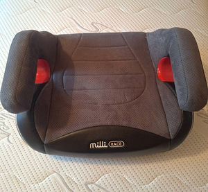Milli race booster 15-36kg (1 foto / 5)