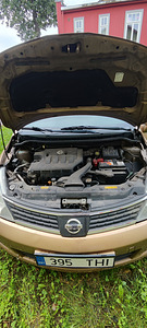 Продам аварийный Nissan Tiida (5 фото из 9)