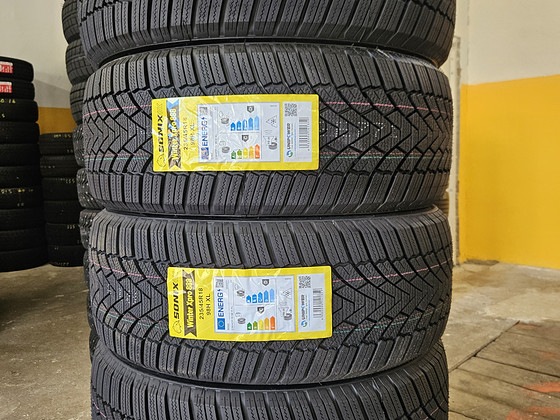 235 45 R 18 Sonix Winter Xpro 888 ( НОВЫЕ )