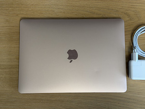 Apple Macbook Air 13 M1 8/256GB Gold Eng/Rus, v heas korras (1 foto / 6)