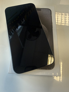 iPhone 15 Pro Max 256GB (2 фото из 4)