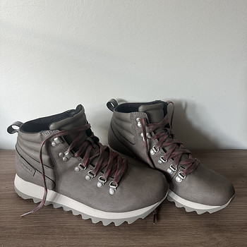 Merrell Alpine Hiker J003774 — uued saapad, värv Falcon