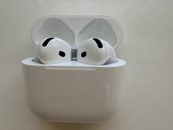 Juhtmevabad kõrvaklapid Apple Airpods 4 ANC
