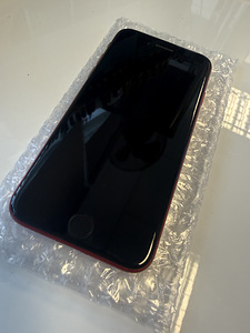 iPhone SE 64GB (2 фото из 4)