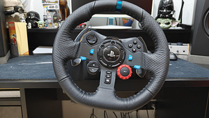 Logitech G29 (1 foto / 2)