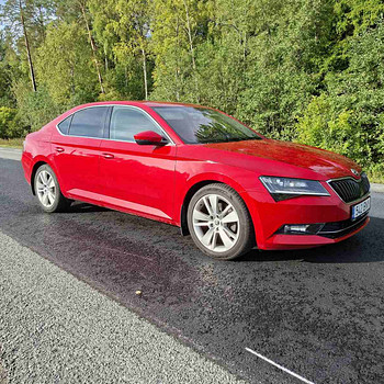 Škoda Superb 2.0 TDI (Eestist ostetud uuena)DSG Style | 2019