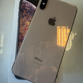 iPhone XS Max 64GB
