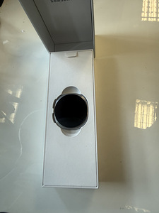 SAMSUNG WATCH 8 (3 фото из 5)