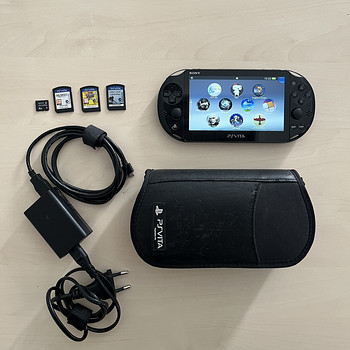 Sony Playstation Vita 2000 Slim + SD2Vita 64GB