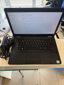 DELL Latitude E5470 8/256GB (1 foto / 6)