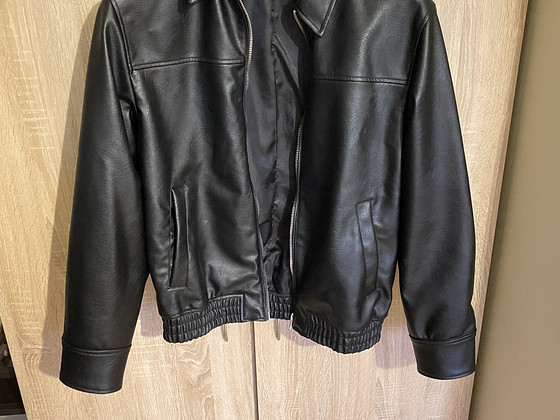 Кожаная куртка Zara